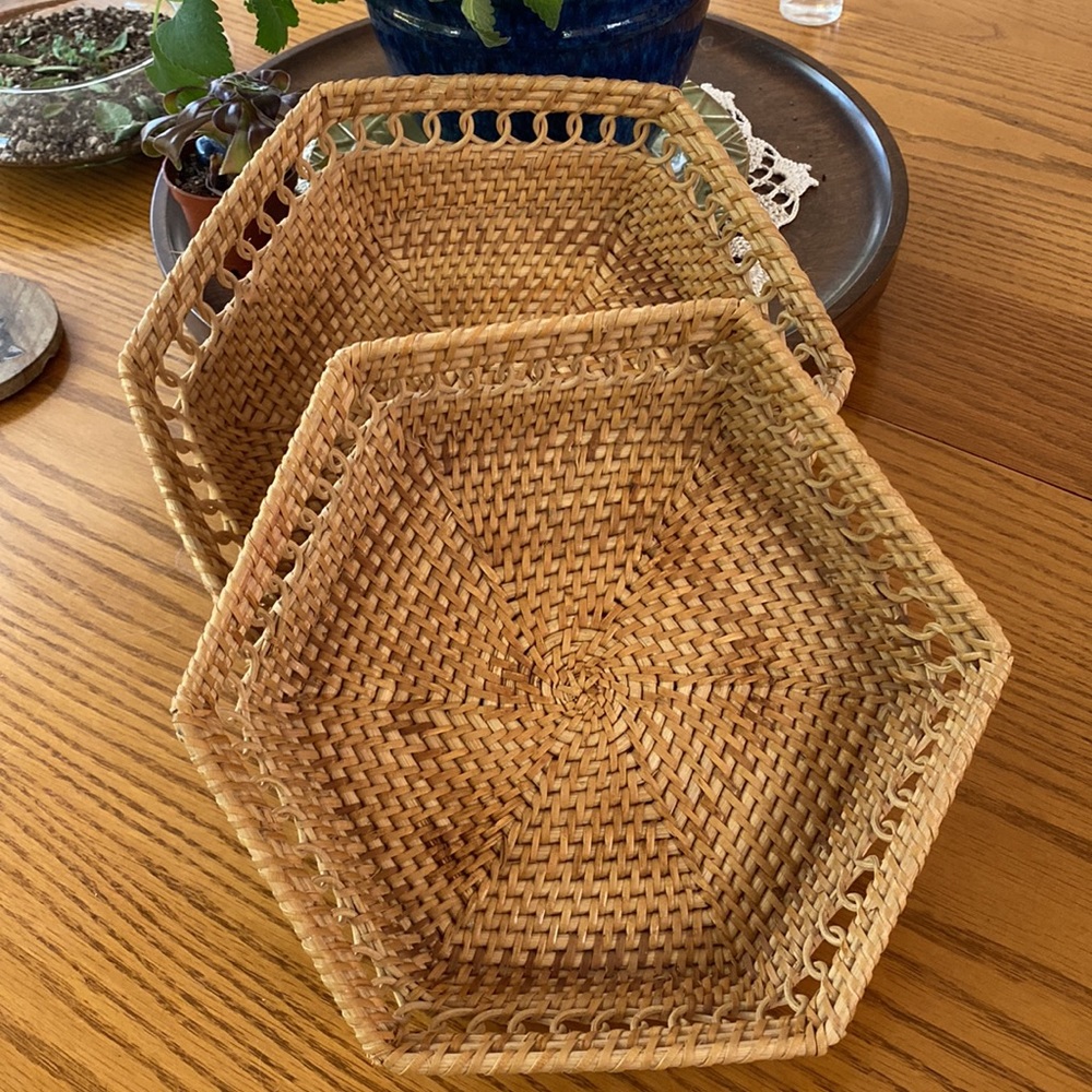 2 Wicker baskets